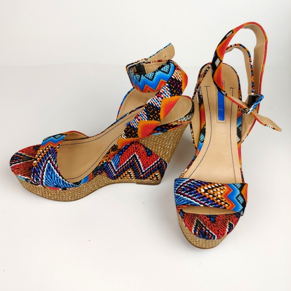 BCBGeneration Shoes - BCBG Generation Wedge Wrap Sandals